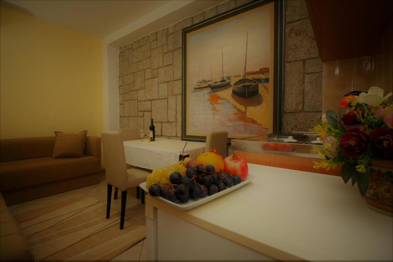 Apartments Mitrovici Milocer Sveti Stefan Extérieur photo
