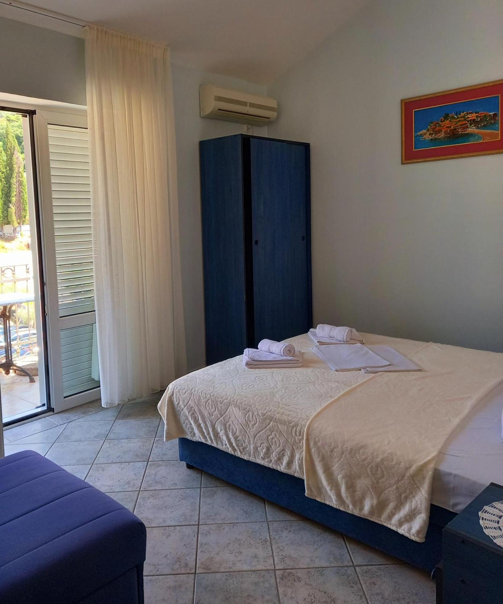 Apartments Mitrovici Milocer Sveti Stefan Extérieur photo